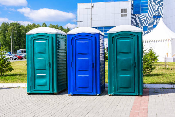 Best Portable Restroom Servicing (Cleaning and Restocking) in Roslyn Estates, NY